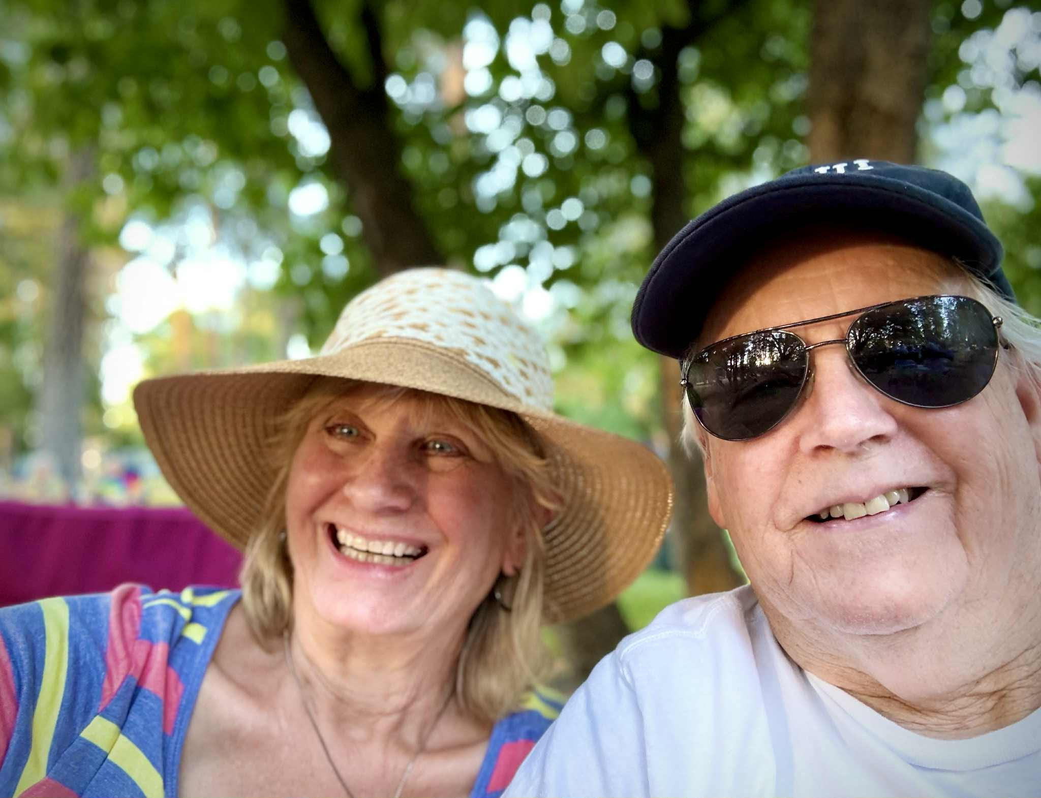Gary & Linda White - Couple